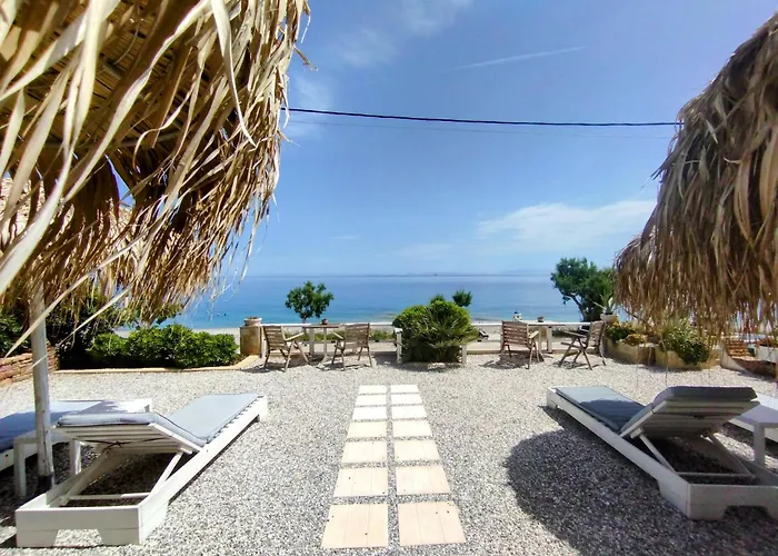 Iliopoulos Apartments