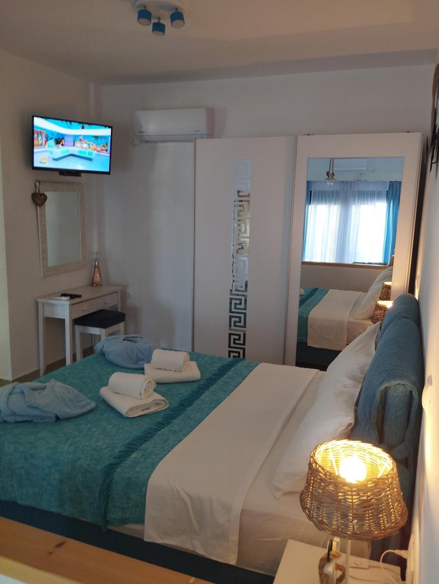 Iliopoulos Apartment *